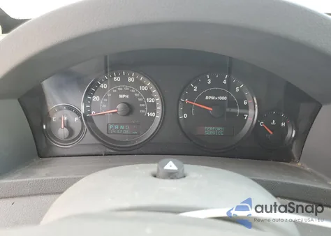 2005 Jeep Grand Cherokee Laredo z USA, uszkodzony, nr VIN 1J4GR48K45C604894